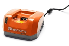 Husqvarna nabíječka QC330 9705222-01