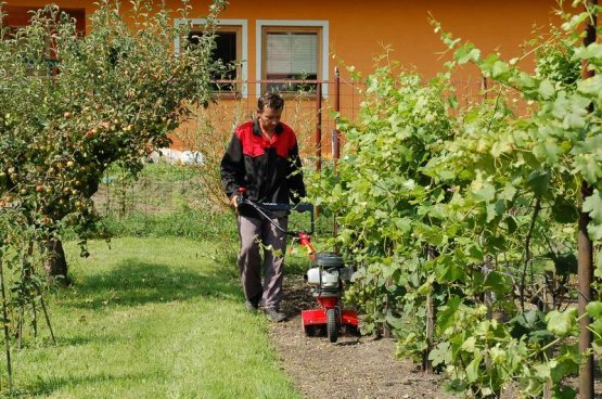 Rotační plečka RP-T2/S při práci