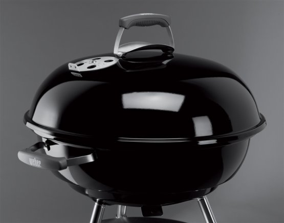 WEBER Gril Compact Kettle 57 cm - černý 1321004
