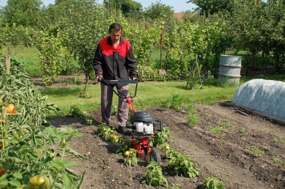 Rotační plečka RP-T2/S při práci