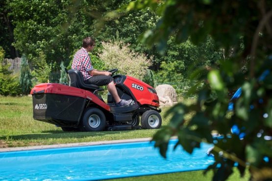 SECO zahradní traktor Starjet P3