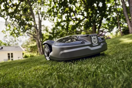 HUSQVARNA robotická sekačka AUTOMOWER® 310 Mark II 9705267-11