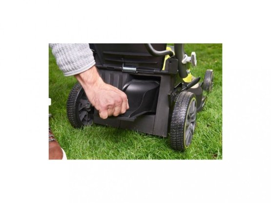 RYOBI Akumulátorová sekačka na trávu, šířka záběru 37cm 18V RY18LMX37A-150
