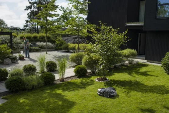 HUSQVARNA robotická sekačka AUTOMOWER® 410XE NERA 9706544-11